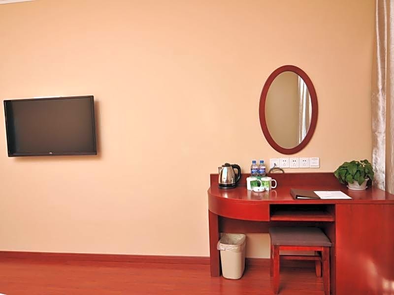 GreenTree Inn Zhangjiakou Wuyi East Street Jianxing Express Hotel