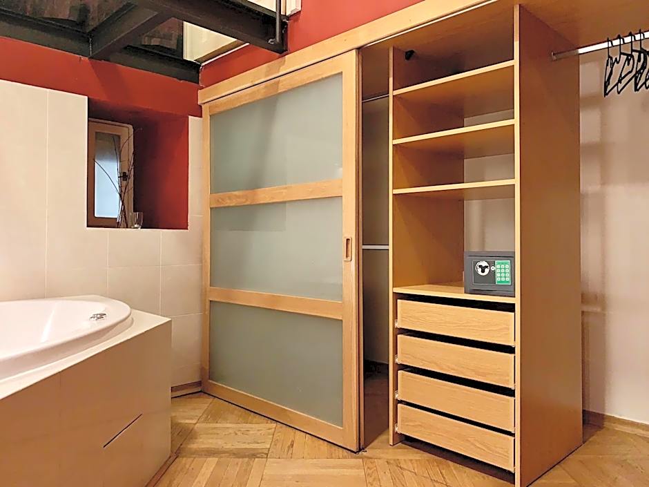 Small Luxury Palace Residence
