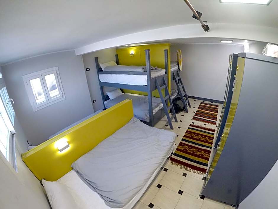 Photo 1 of 1 of 1 Person in 6-Bed Deluxe Dormitory with En-Suite - Mixed