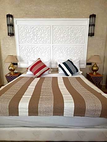 Suite with Mountain View