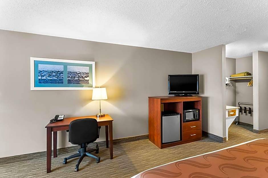 Quality Inn & Suites Gorham White Mountains