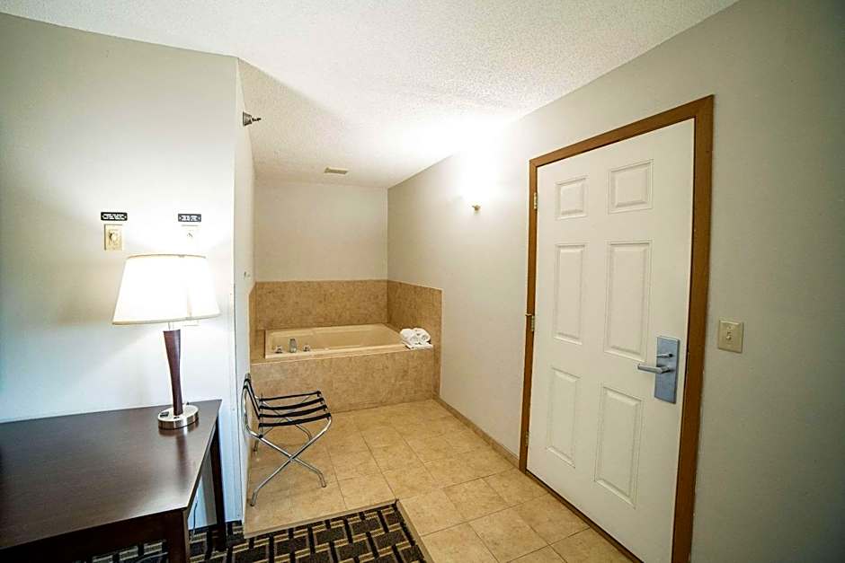 Quality Inn & Suites Watertown