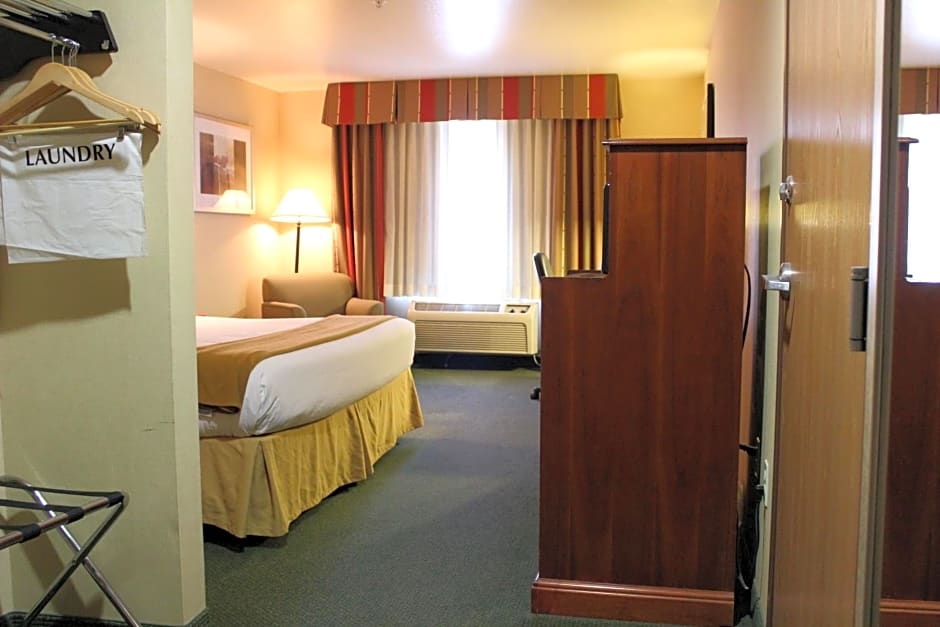 Holiday Inn Express Tehachapi