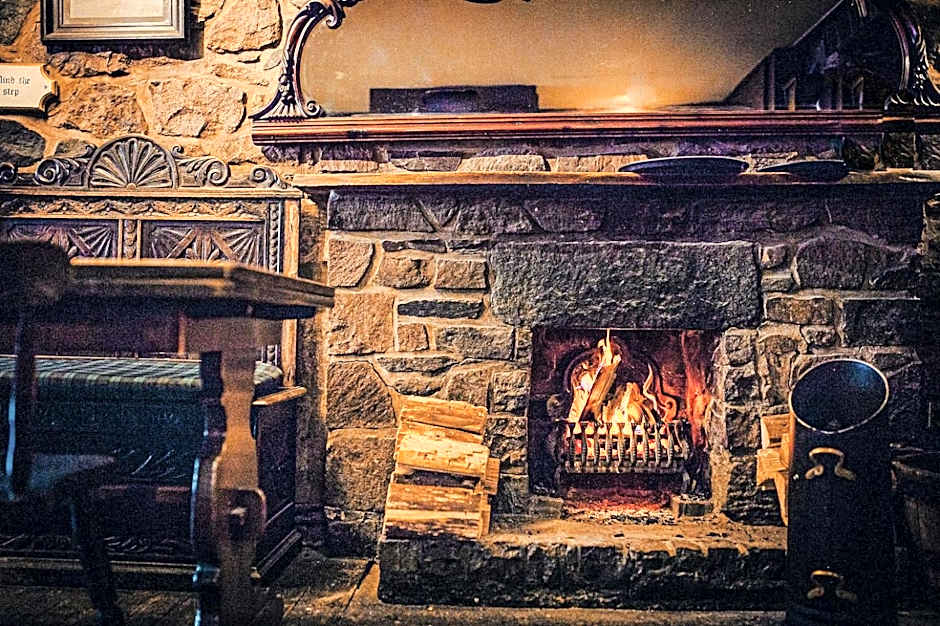 The George Hotel