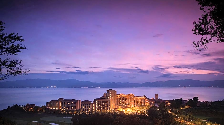 Hilton Yuxi Fuxian Lake Resort