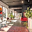 Hotel Banks