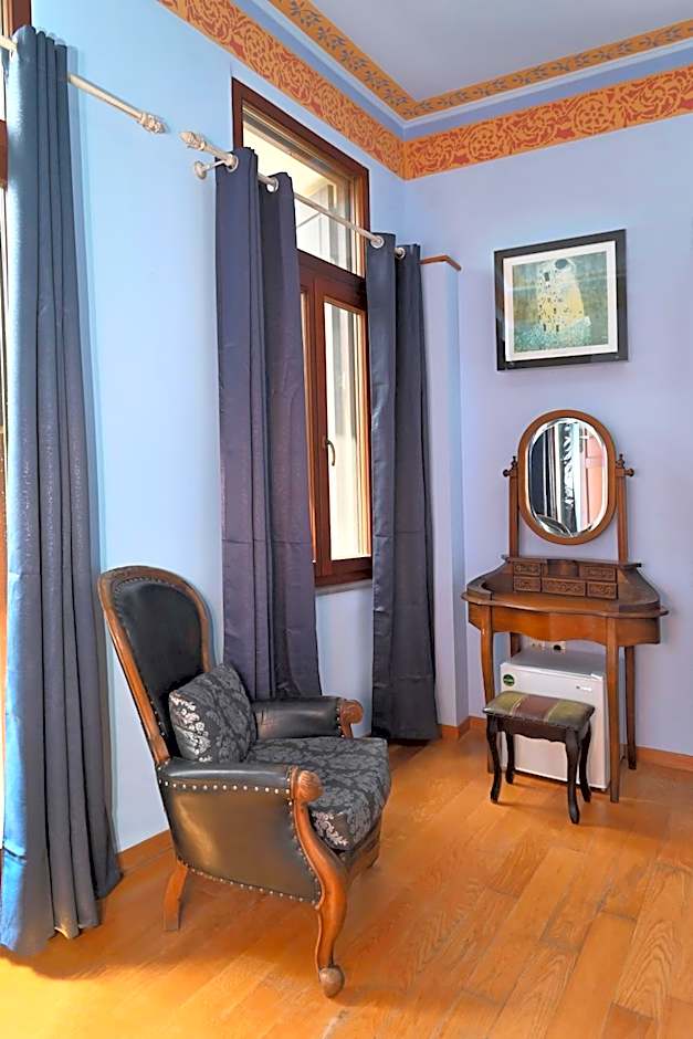 Petrino Villa Ianthe