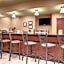 Castle Rock Inn & Suites - Quinter