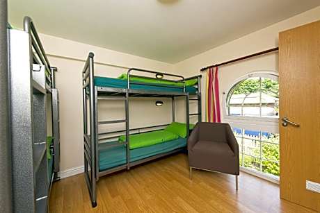 6 Bed Private Room Shared Bathroom