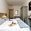 The Leoncino Hotel
