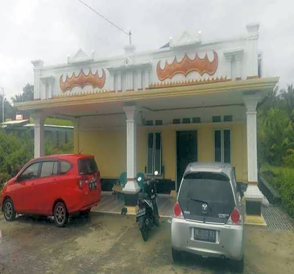 Express O 91371 Wisma Nadira