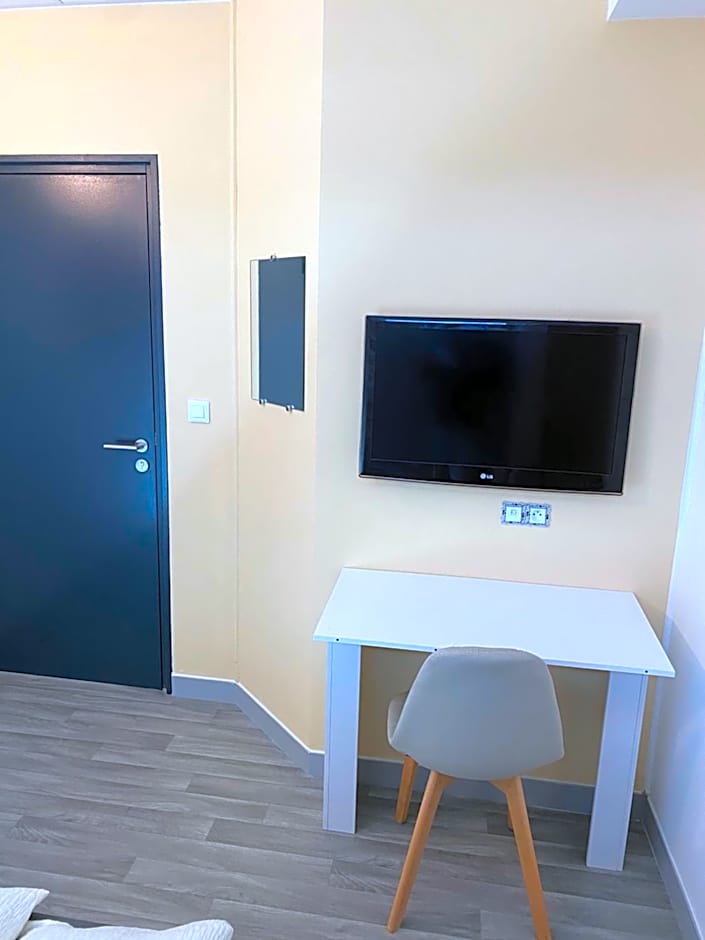 APPARTEL 76 CHAMBRES