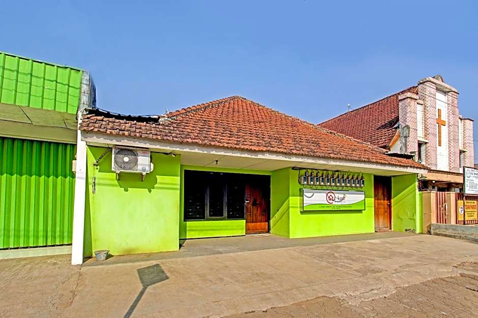 SPOT ON 91521 Mayong Guesthouse