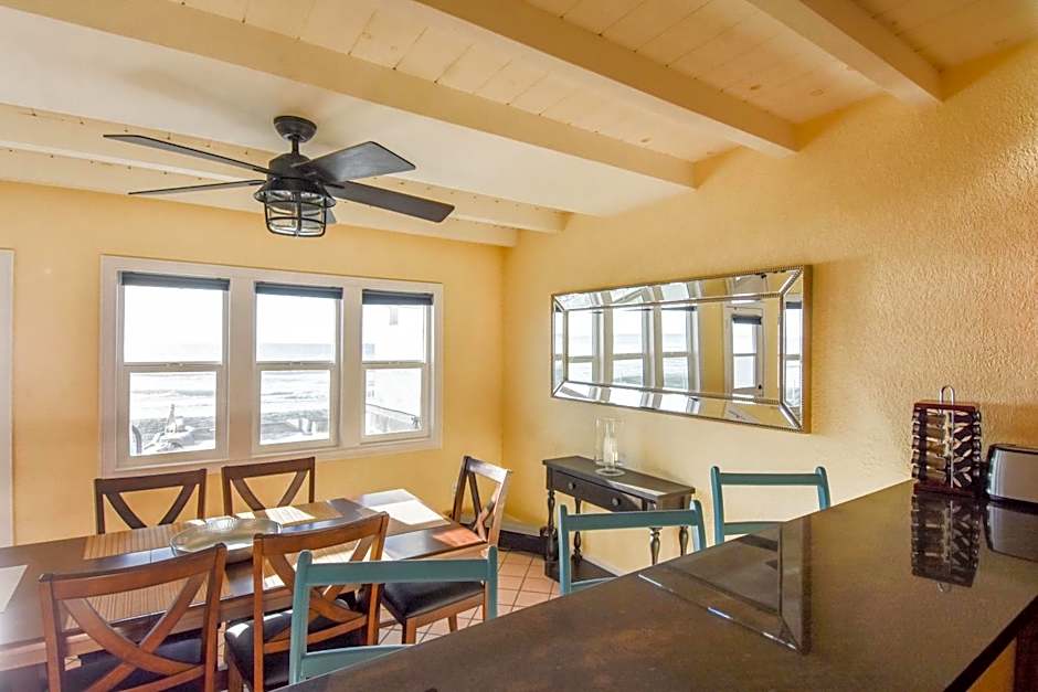 Quinta Pacifica Beachfront Villas