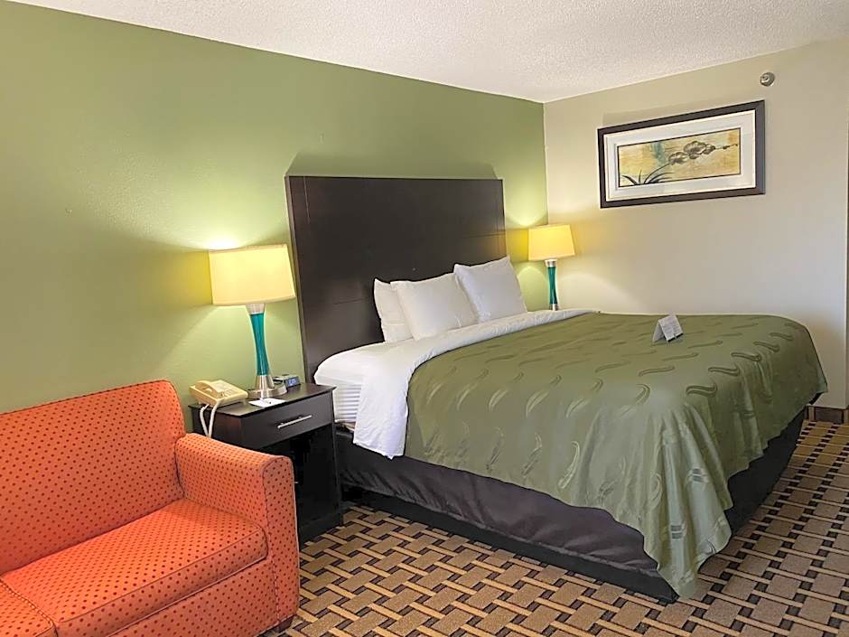 Quality Inn Morton At I-74