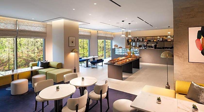 DoubleTree by Hilton Seoul Pangyo Residences