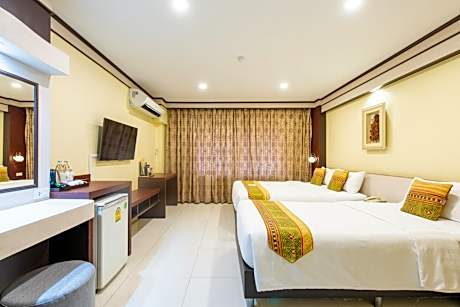 Deluxe Twin Room