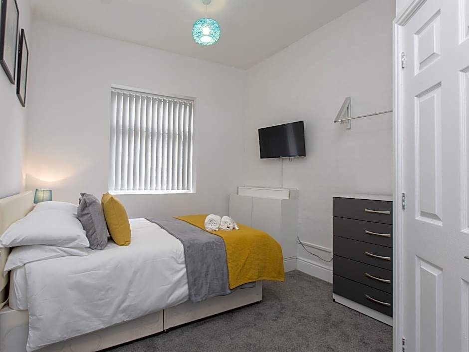 TownHouse PLUS @ 40 West St