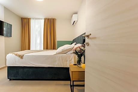 Superior Family Apartment, Side Sea view, Balcony