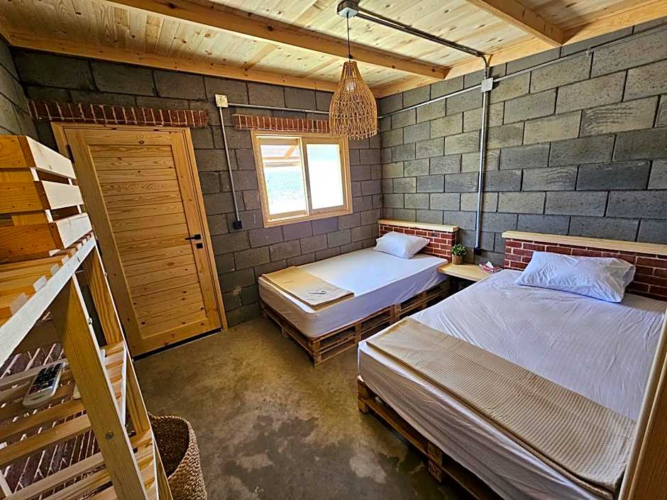 Lily's motel