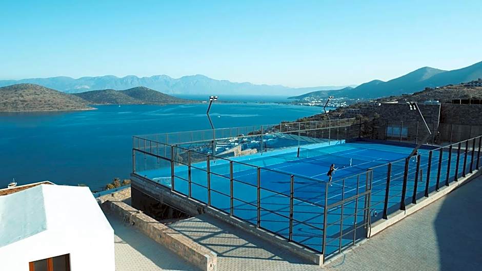 Royal Marmin Bay Boutique & Art Hotel