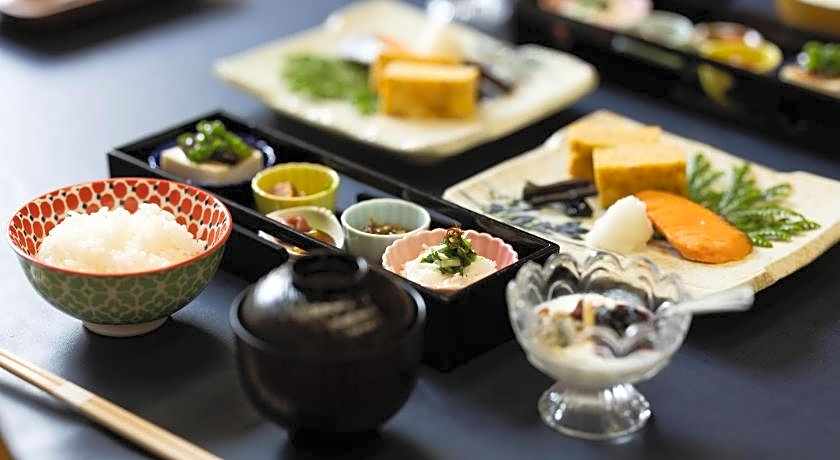 Ryokan Hakura