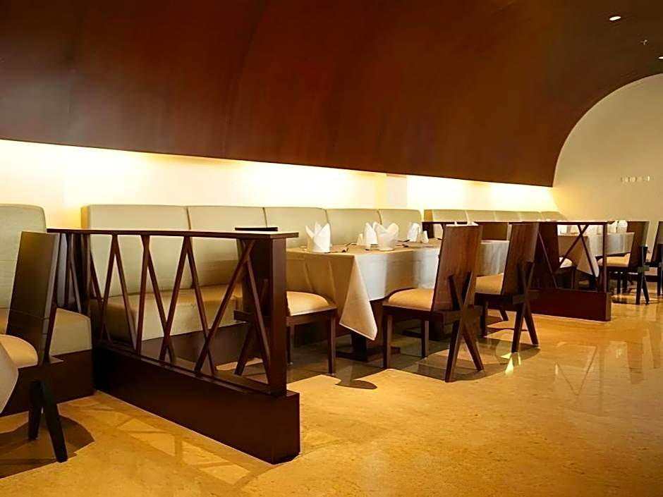 Horison Ultima Ratu Serang