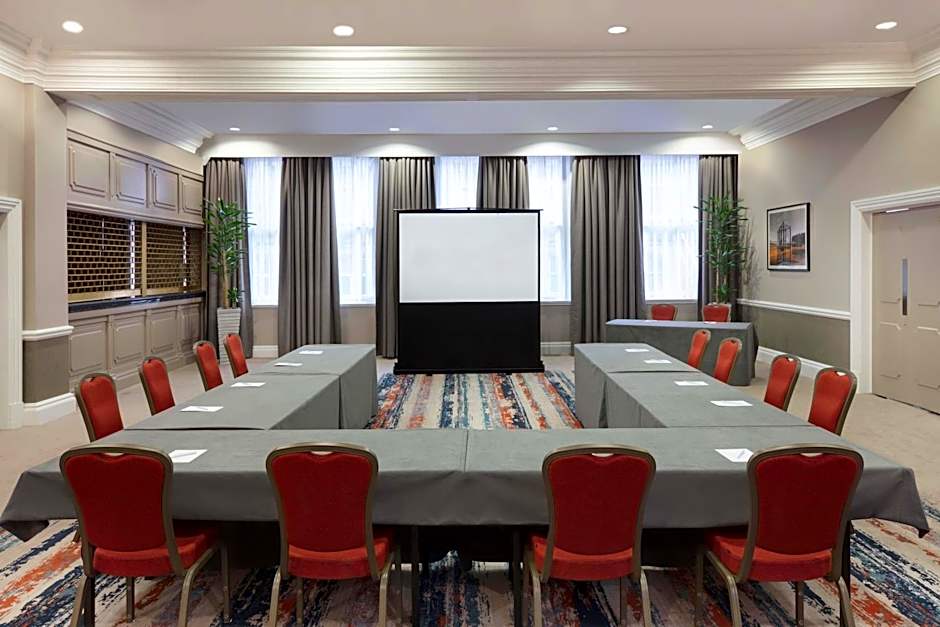 Leonardo Hotel Cardiff