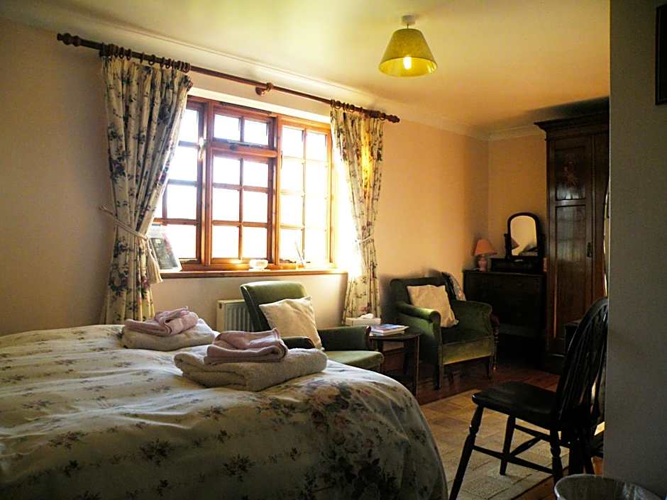 Burton Farmhouse