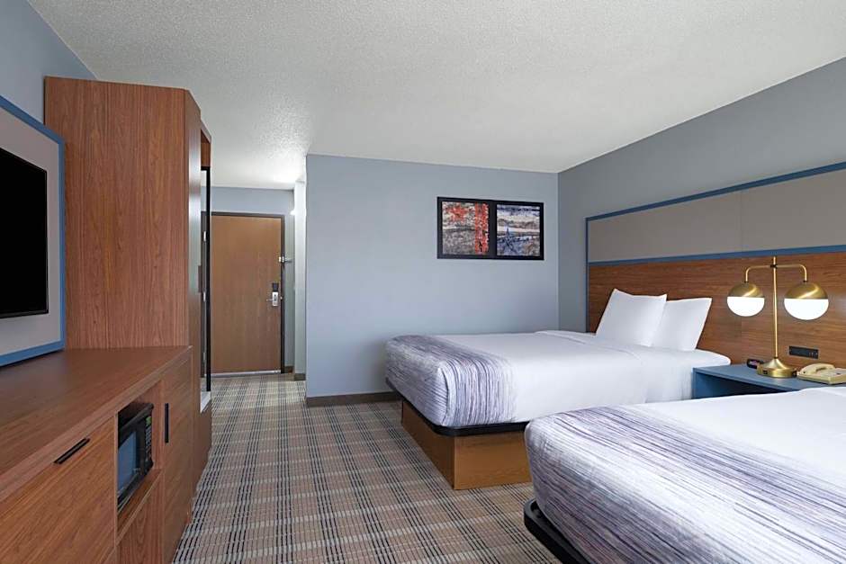 AmericInn by Wyndham Baldwin