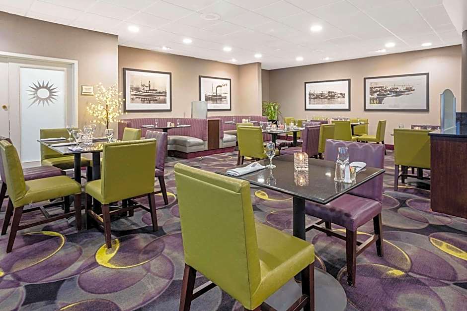 La Quinta Inn & Suites by Wyndham Tacoma Seattle