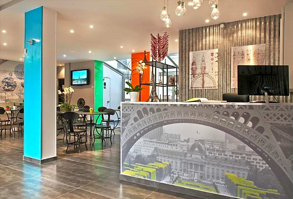 Hotel Alpha Paris Tour Eiffel