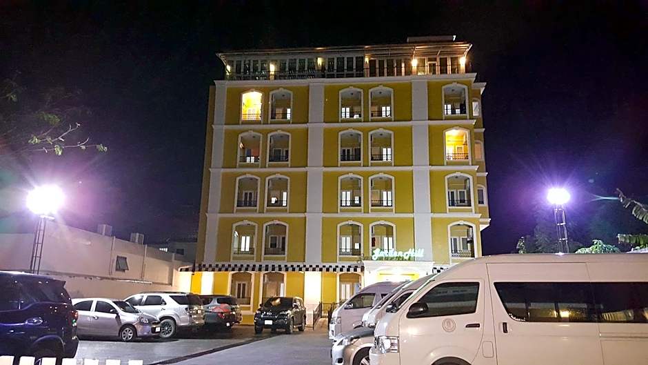 Garden Hill Hotel