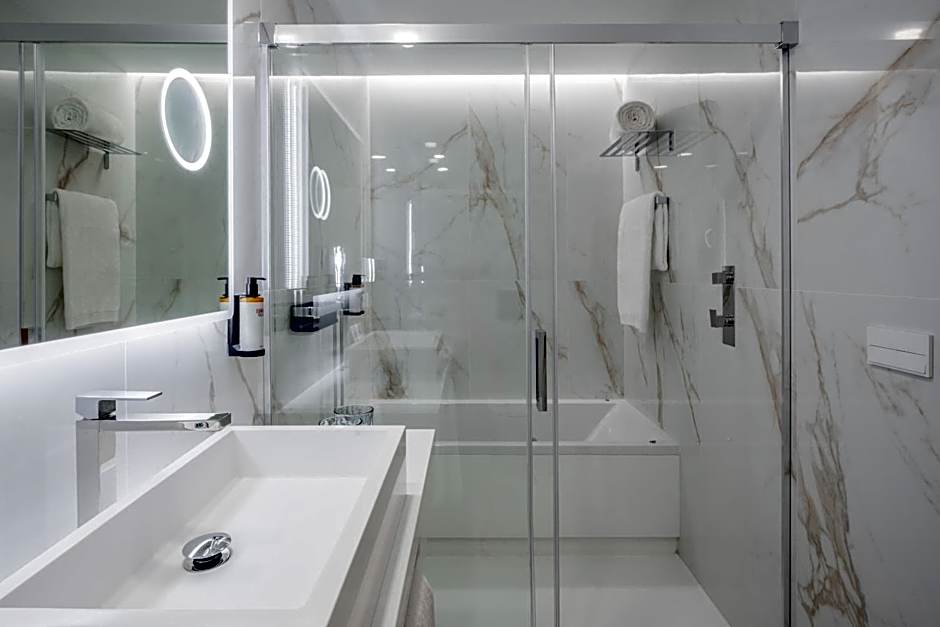 Hotel Vigo Los Galeones Affiliated by Melia