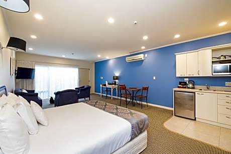 Executive One-Bedroom Ocean View