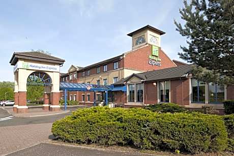 Holiday Inn Express Strathclyde Park M74, Jct 5 By IHG
