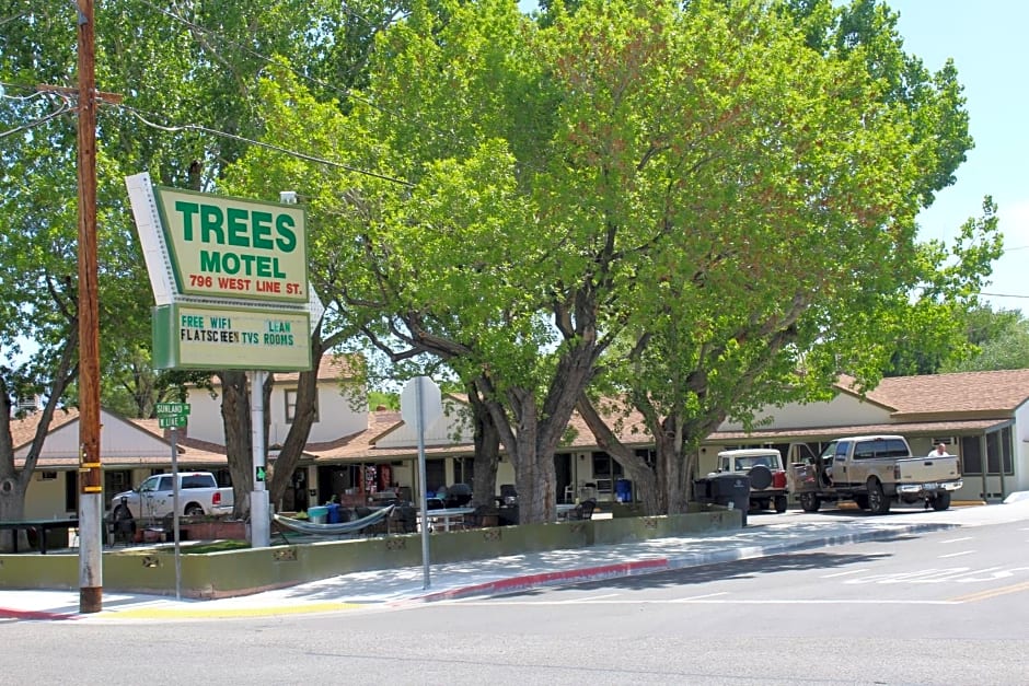 Trees Motel