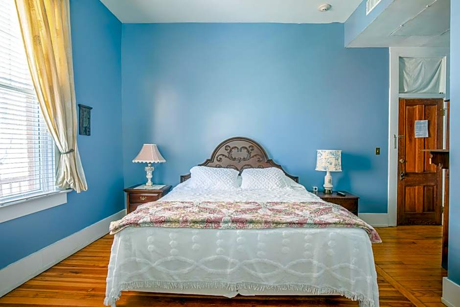 The Belmont Inn by OYO