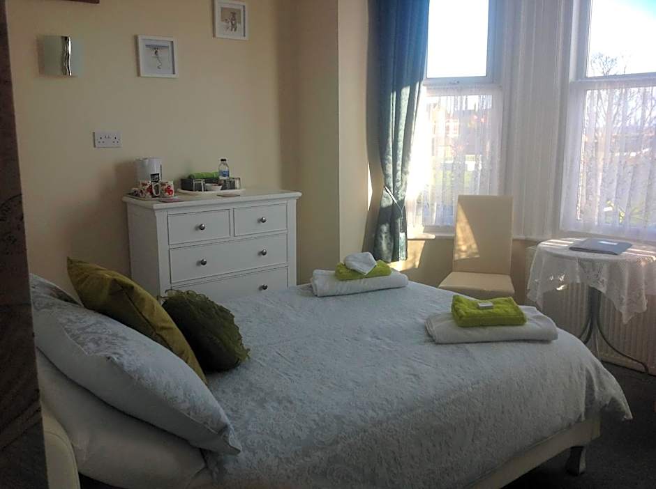 Cleasewood Guest House