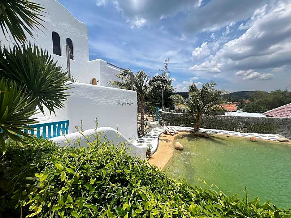 CAT’ village retreat