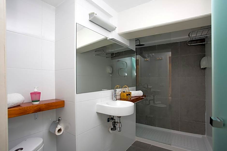 SingularStays Botanico 29 Rooms