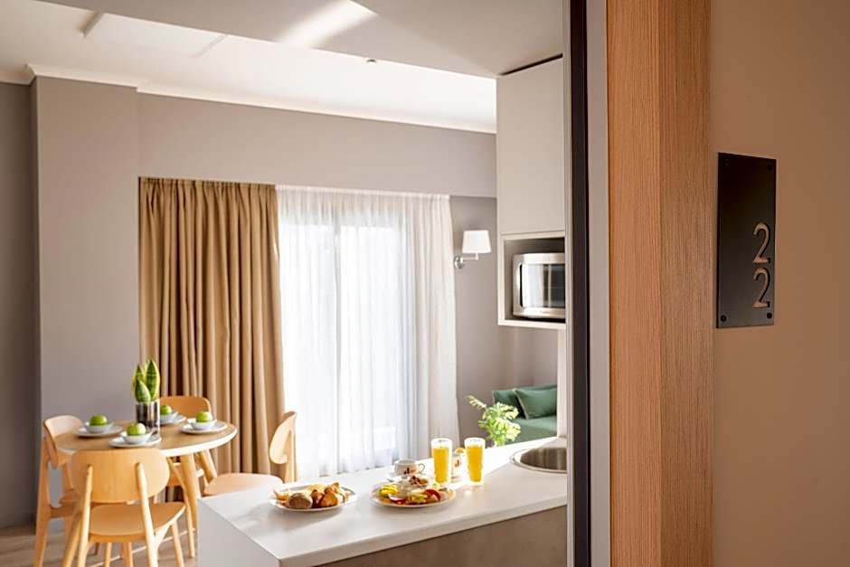 CHROMA FASHION ROOMS & APARTMENTS