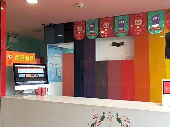 Pod Inn Ningbo Luomeng Universal Paradise Yintai City