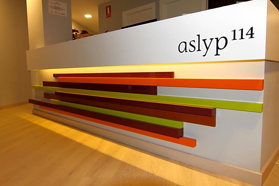 Hostal Aslyp 114