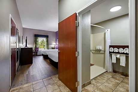 Queen Room with Two Queen Beds - Mobility Access/Non-Smoking