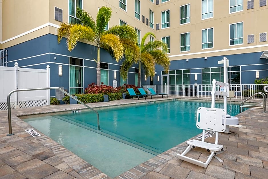 Staybridge Suites St. Petersburg Fl