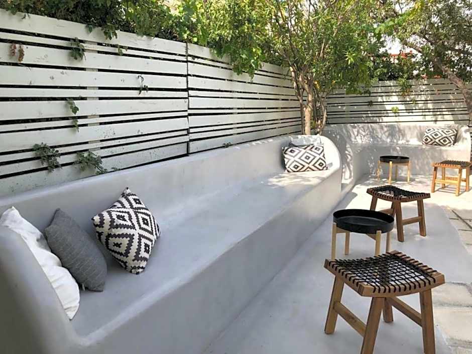 Rania Apartments Sea View