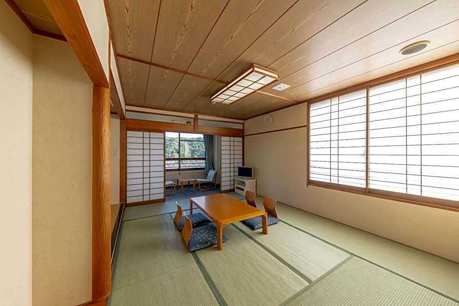 Chikugofunegoya Koen No Yado
