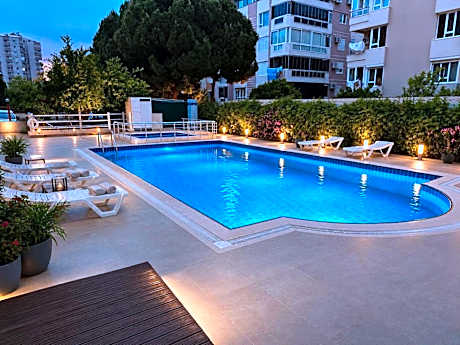 La Brisa Hotel