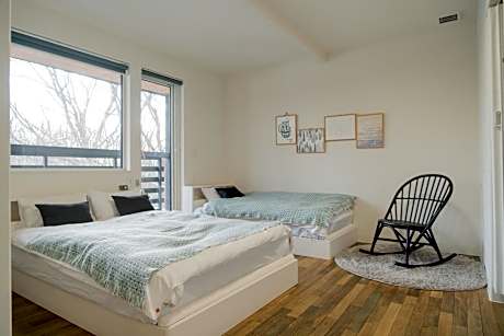 Standard Twin Room with Garden View